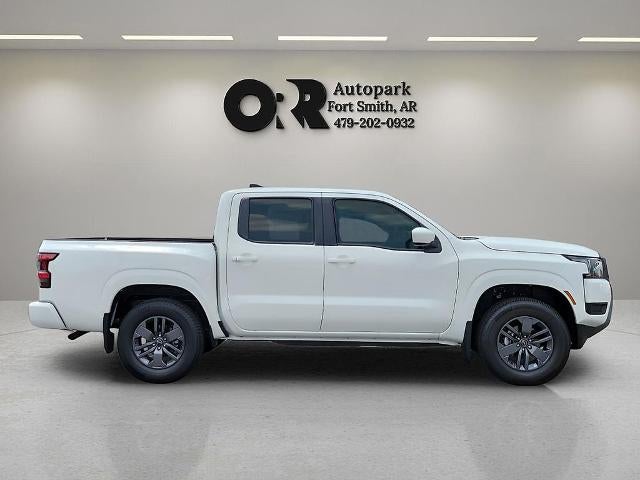 2025 Nissan Frontier Crew Cab 4x4 SV