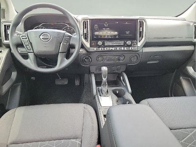 2025 Nissan Frontier Crew Cab 4x4 SV