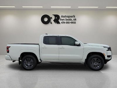 2025 Nissan Frontier Crew Cab 4x4 SV