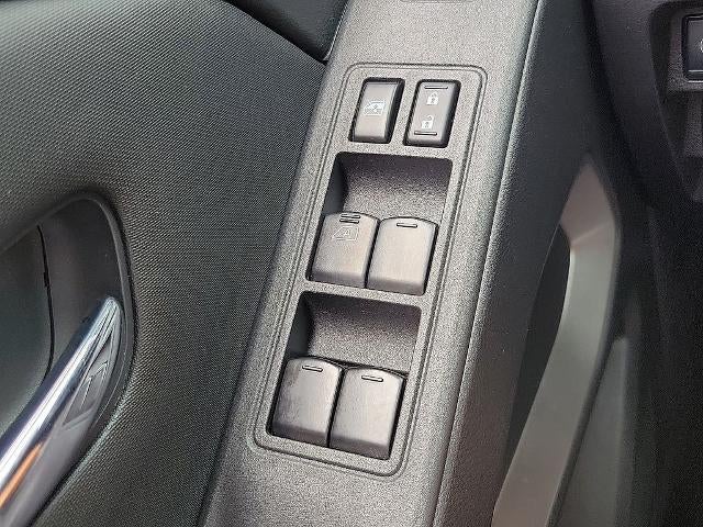 2023 Nissan Frontier Crew Cab 4x4 SV Auto *Ltd Avail*