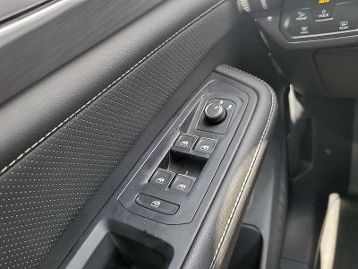 2025 Volkswagen Atlas Cross Sport 2.0T SE w/Technology 4MOTION