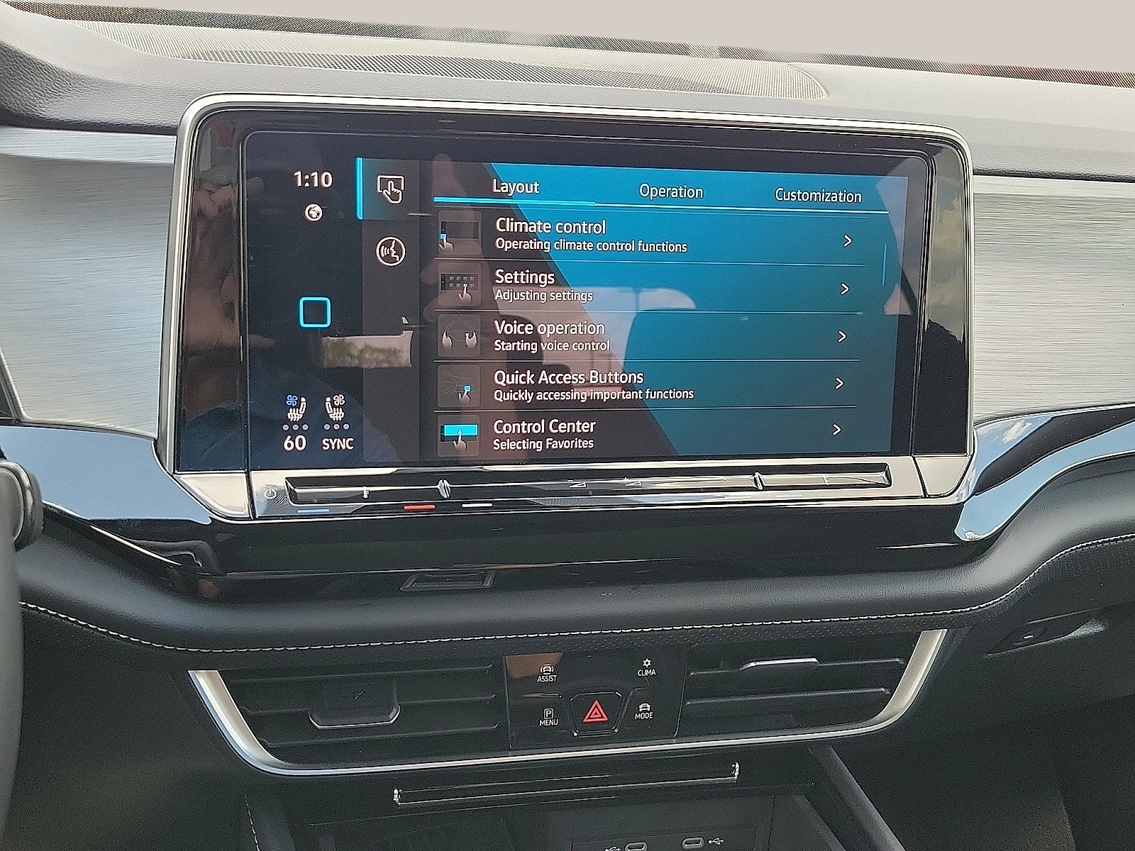 2025 Volkswagen Atlas Cross Sport 2.0T SE w/Technology 4MOTION