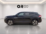 2025 Volkswagen Atlas Cross Sport 2.0T SE w/Technology 4MOTION