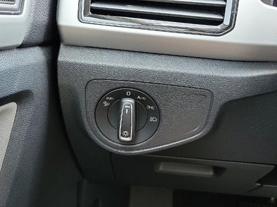 2022 Volkswagen Atlas 3.6L V6 SE w/Technology FWD