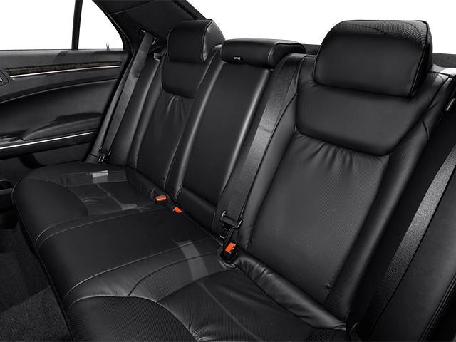 2013 Chrysler 300 4dr Sdn RWD