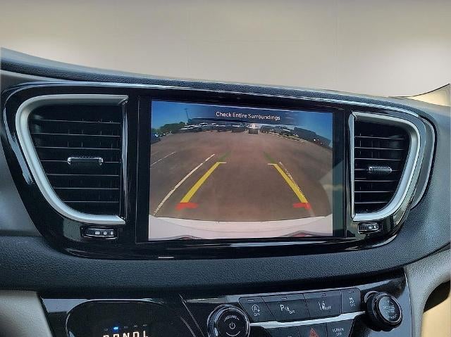 2023 Chrysler Pacifica Touring L FWD