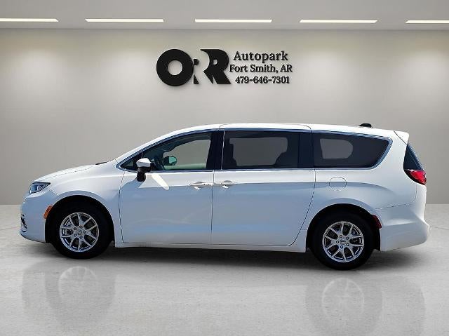 2023 Chrysler Pacifica Touring L FWD