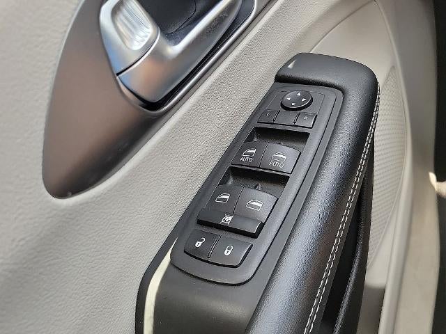 2023 Chrysler Pacifica Touring L FWD