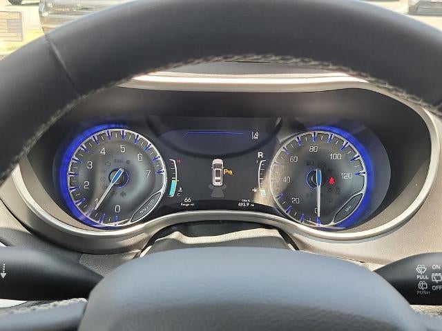 2023 Chrysler Pacifica Touring L FWD