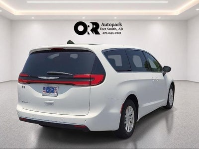 2023 Chrysler Pacifica Touring L FWD