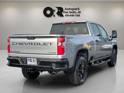 2026 Chevrolet Silverado 2500 HD Crew Cab Standard Box 4-Wheel Drive Custom