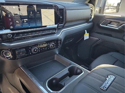 2025 Chevrolet Silverado 2500 HD Crew Cab Standard Box 4-Wheel Drive High Country