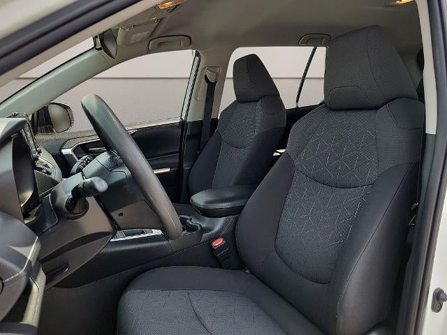 2021 Toyota RAV4 XLE FWD (GS)