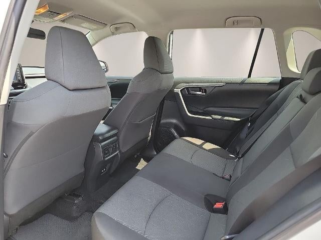 2021 Toyota RAV4 XLE FWD (GS)