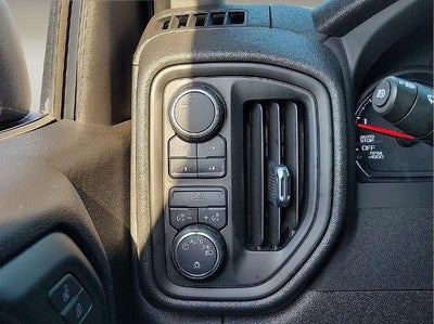 2022 Chevrolet Silverado 1500 Crew Cab Short Box 4-Wheel Drive Custom Trail Boss