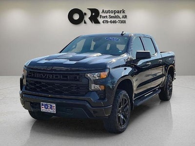 2022 Chevrolet Silverado 1500 Crew Cab Short Box 4-Wheel Drive Custom Trail Boss