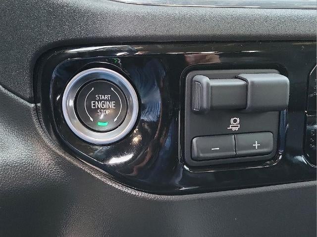 2024 Chevrolet Silverado 1500 Crew Cab Short Box 4-Wheel Drive LT Trail Boss