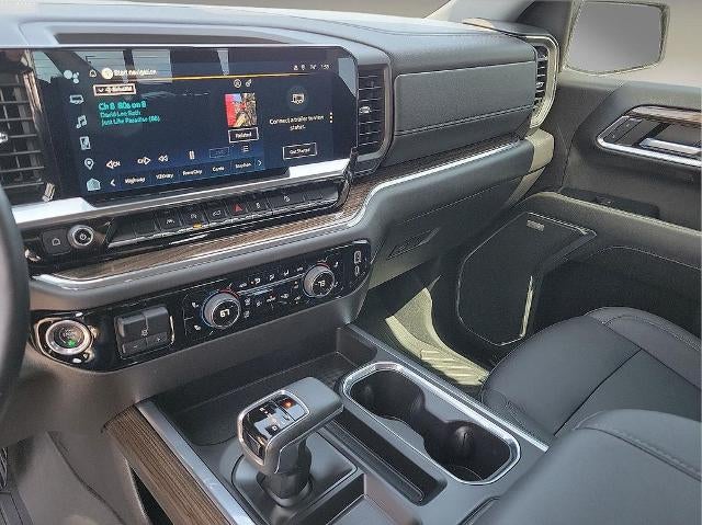 2024 Chevrolet Silverado 1500 Crew Cab Short Box 4-Wheel Drive LT Trail Boss