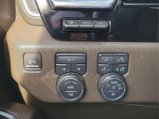 2023 Chevrolet Silverado 1500 Crew Cab Short Box 4-Wheel Drive LTZ