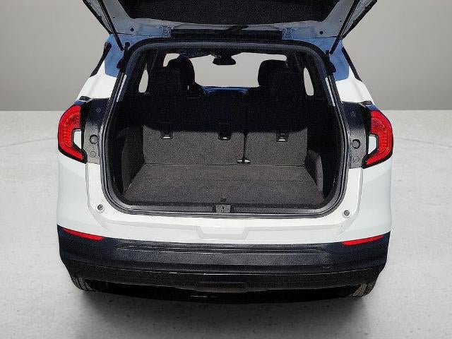 2024 GMC Terrain FWD 4dr SLE