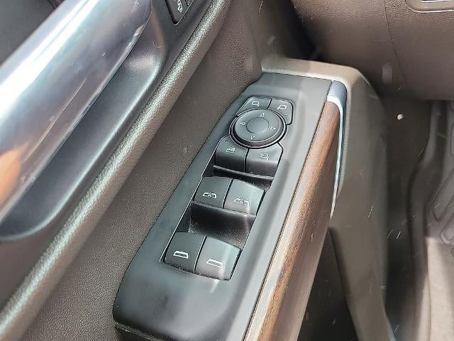 2019 GMC Sierra 1500 Crew Cab Short Box 4-Wheel Drive SLT