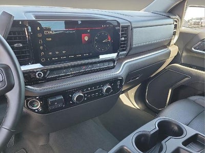 2025 GMC Sierra 1500 Crew Cab Short Box 4-Wheel Drive SLT