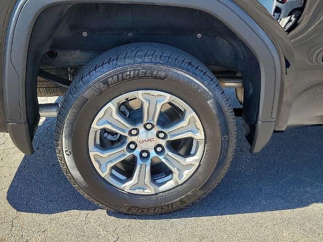 2025 GMC Sierra 1500 Crew Cab Short Box 4-Wheel Drive SLT