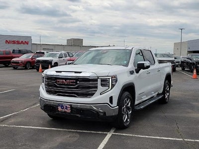2022 GMC Sierra 1500 Crew Cab Short Box 4-Wheel Drive SLT