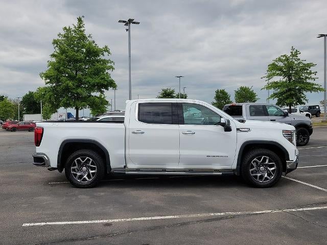 2022 GMC Sierra 1500 Crew Cab Short Box 4-Wheel Drive SLT
