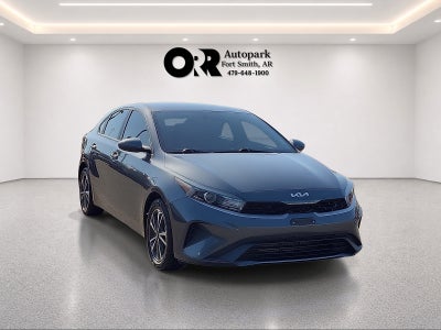 2024 Kia Forte LXS IVT