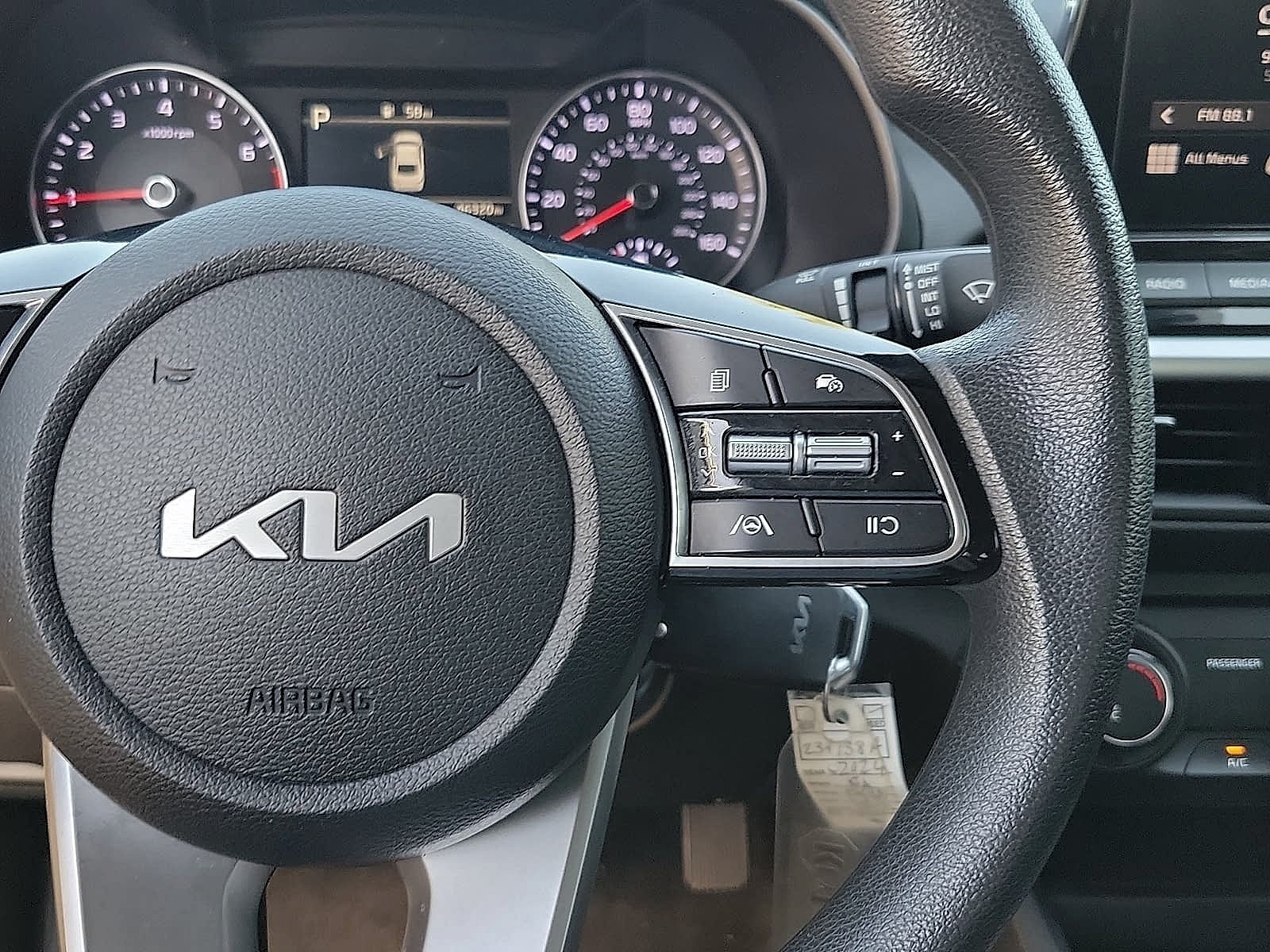 2024 Kia Forte LXS IVT