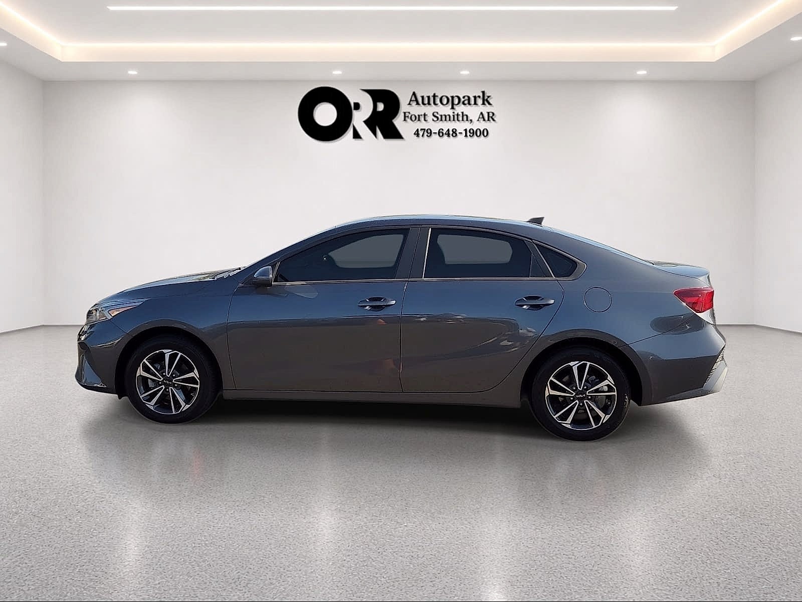 2024 Kia Forte LXS IVT