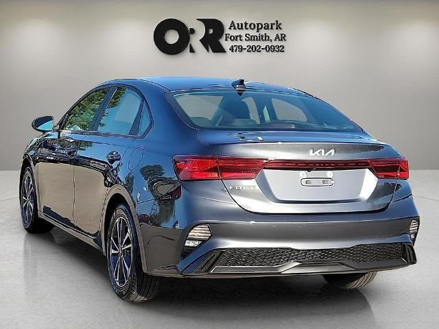 2024 Kia Forte LXS IVT