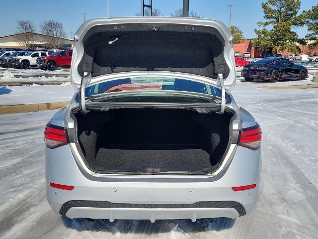 2023 Nissan Sentra SV CVT