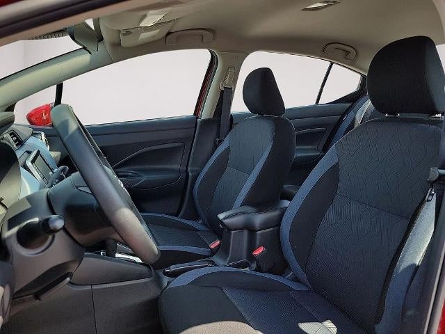 2025 Nissan Versa SV CVT