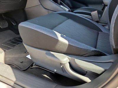 2025 Nissan Versa SV CVT