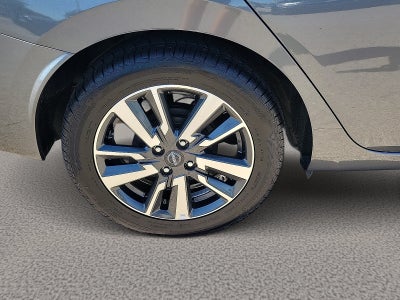 2025 Nissan Versa SV CVT