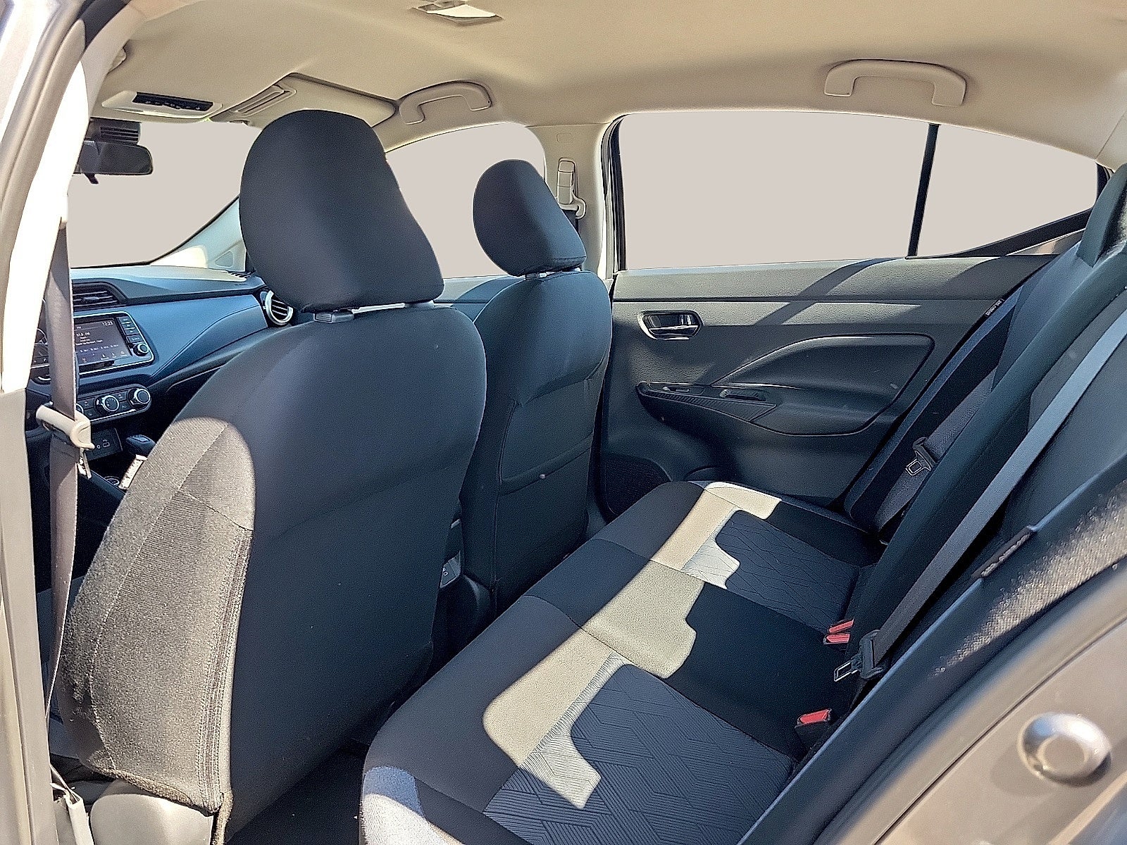 2025 Nissan Versa SV CVT
