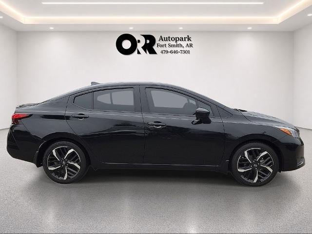 2025 Nissan Versa SR CVT