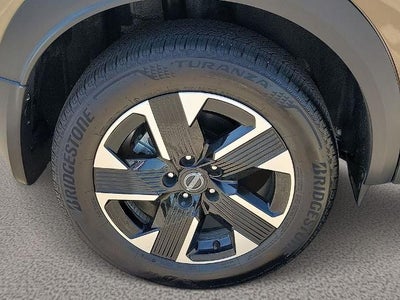 2025 Nissan Kicks SR FWD