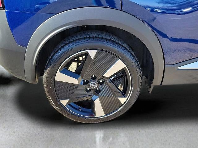 2025 Nissan Kicks SR AWD