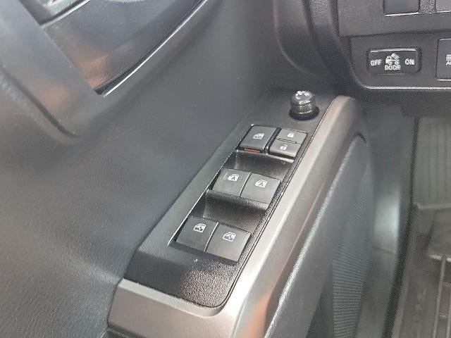 2023 Toyota Tacoma 2WD 2WD SR5 Double Cab 5' Bed V6 AT (GS)