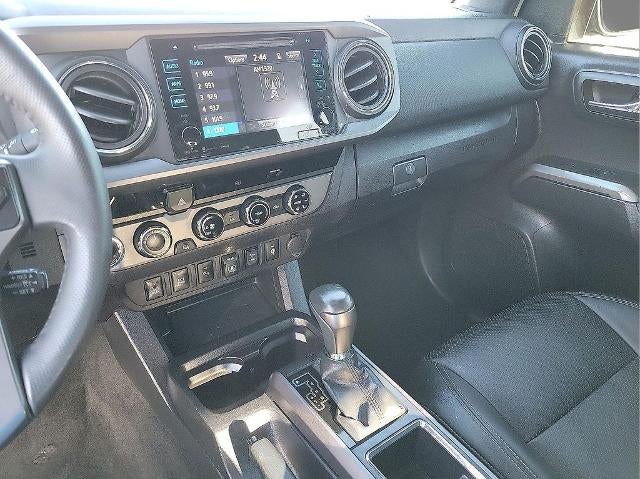 2018 Toyota Tacoma SR Double Cab 5' Bed V6 4x4 AT (GS)