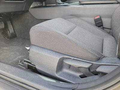 2025 Toyota Camry LE (SE)