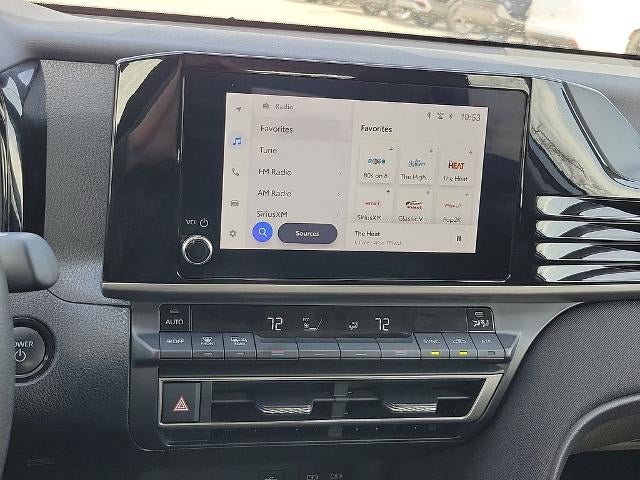 2025 Toyota Camry LE (SE)