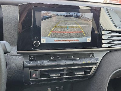 2025 Toyota Camry LE (SE)