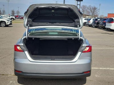 2025 Toyota Camry LE (SE)