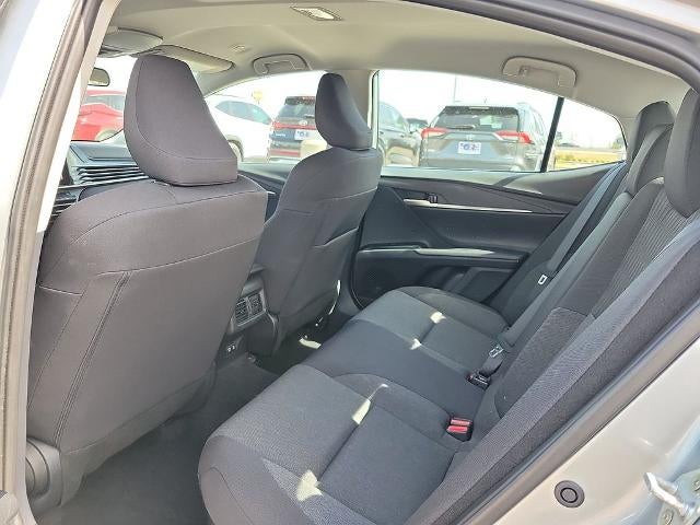 2025 Toyota Camry LE (SE)
