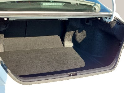 2025 Toyota Camry LE (SE)