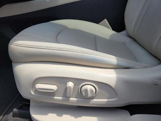 2023 Buick Enclave Essence FWD